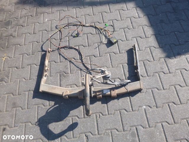 HAK HOLOWNICZY FORD S-MAX MK1 06-10 - 1