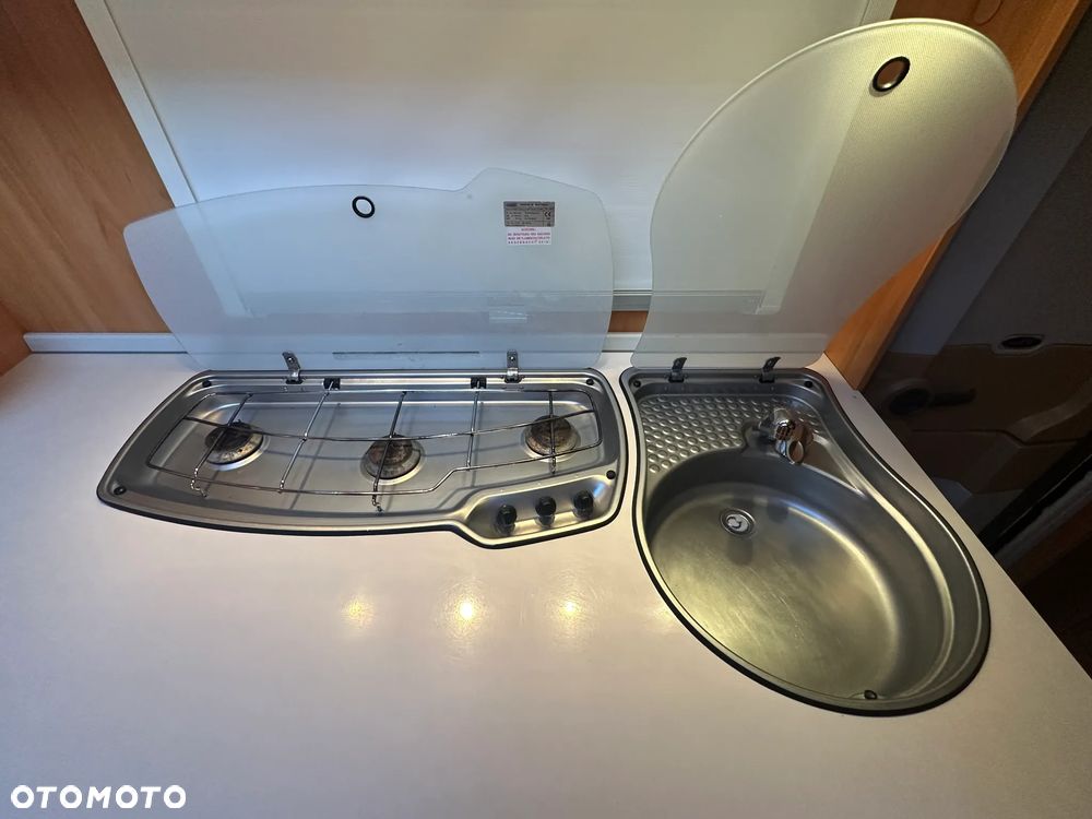 Wilk 550 S4 z przedsionkiem i napędem. ŁÓŻKA PIĘTROWE - 6 os. - 22