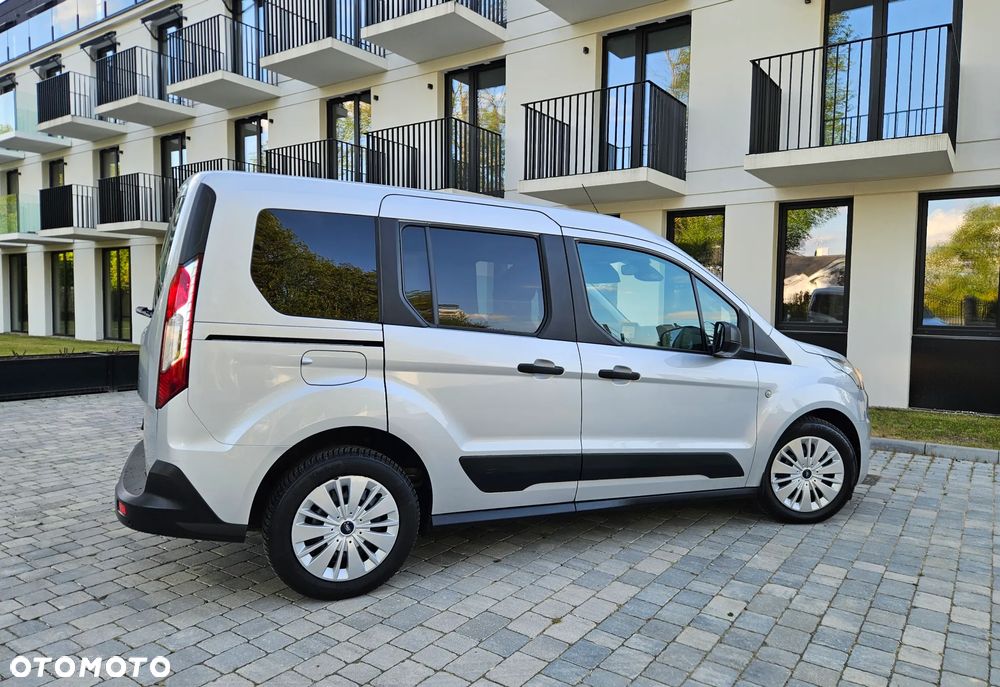 Ford Tourneo Connect - 6