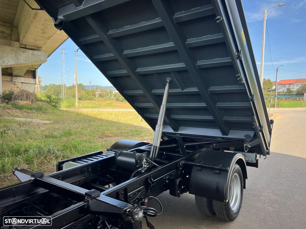 Mitsubishi Fuso Canter 3C13 Basculante - 11