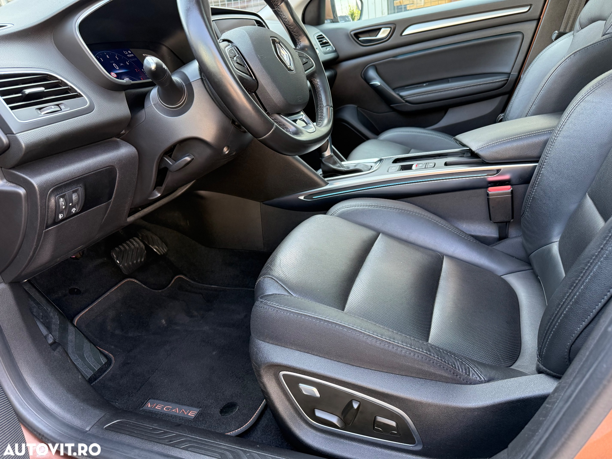 Renault Megane TCe GPF EDC Intens - 16
