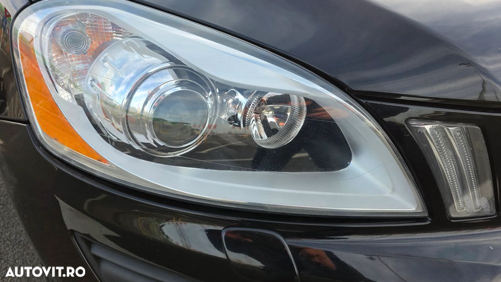 Volvo XC 60 D5 AWD - 31