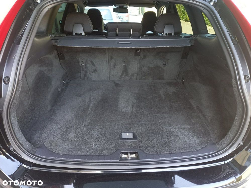 Volvo XC 60 D4 Drive-E Momentum - 19