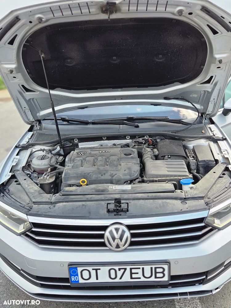 Volkswagen Passat 2.0 TDI Comfortline - 14