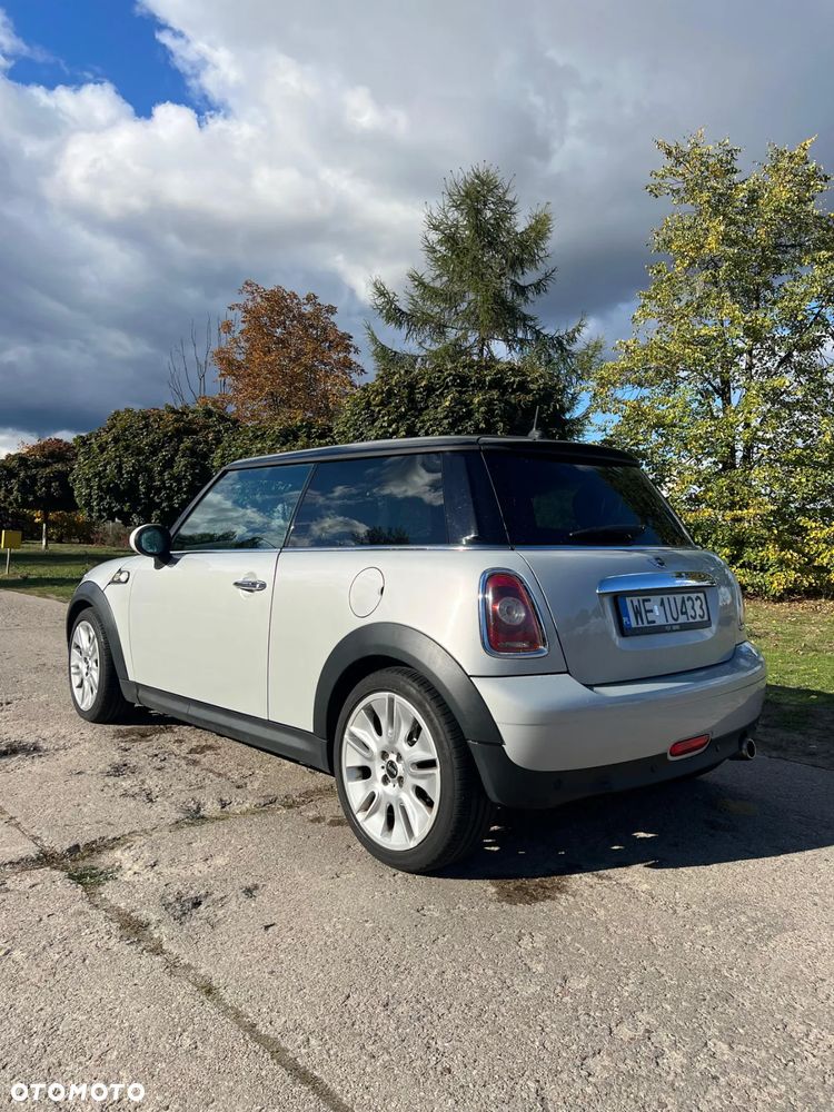 MINI Cooper 50 Camden - 4