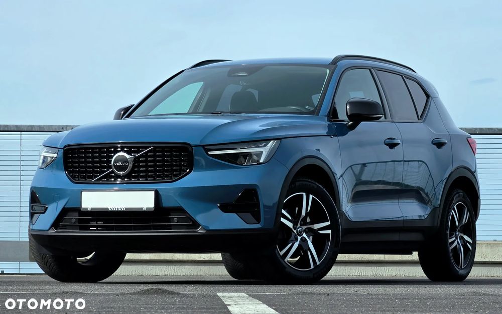 Volvo XC 40 B4 AWD Ultimate Dark - 1