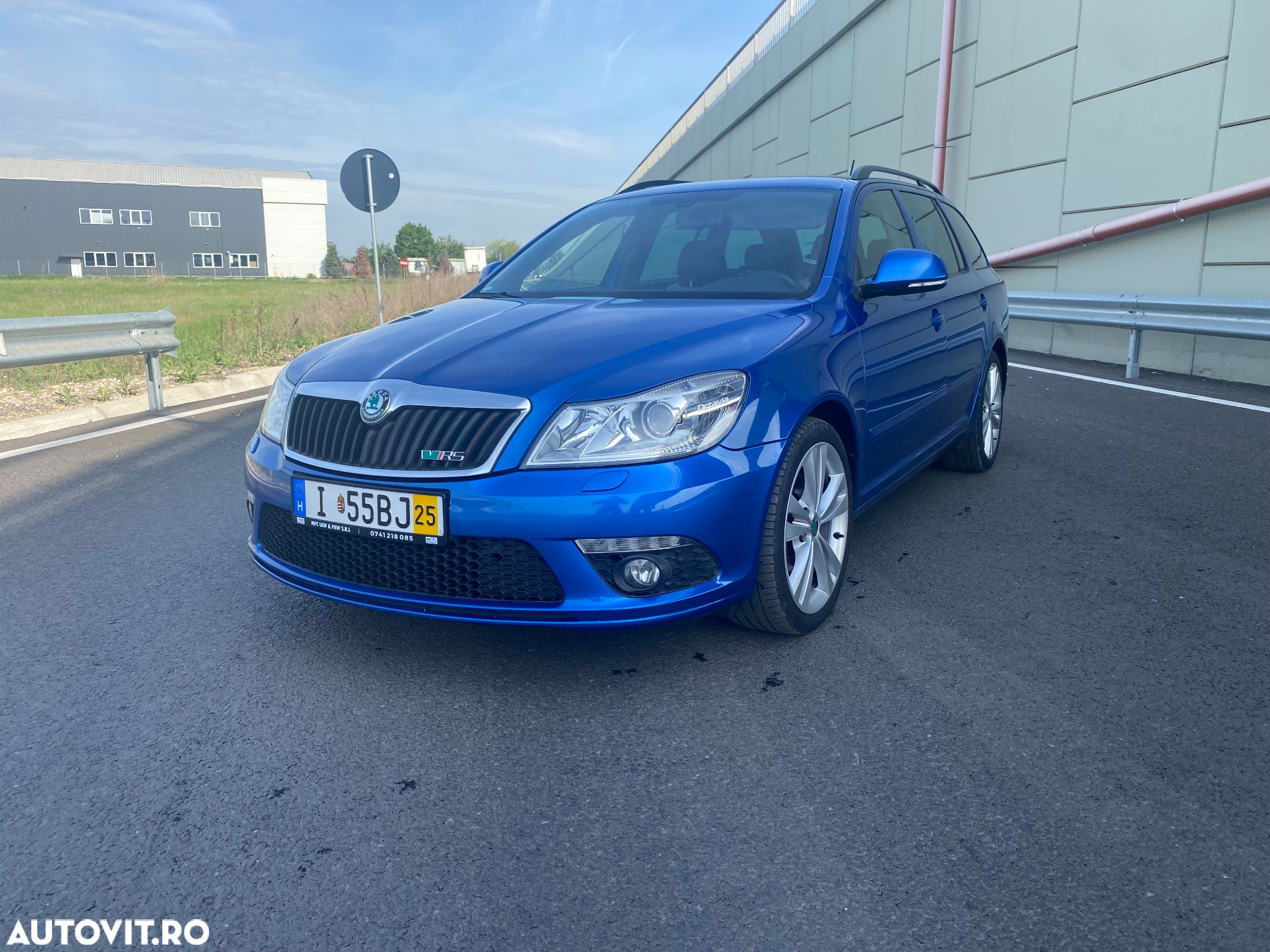 Skoda Octavia 2.0 TDI DPF DSG RS - 2