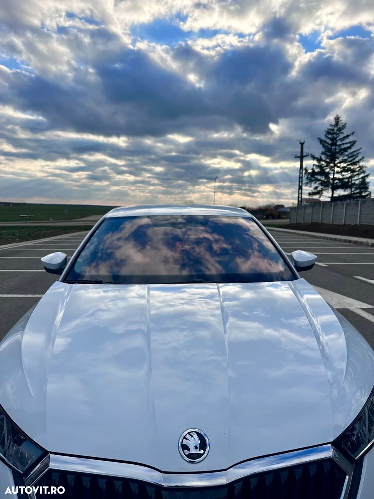 Skoda Octavia 2.0 TDI DSG Style - 2