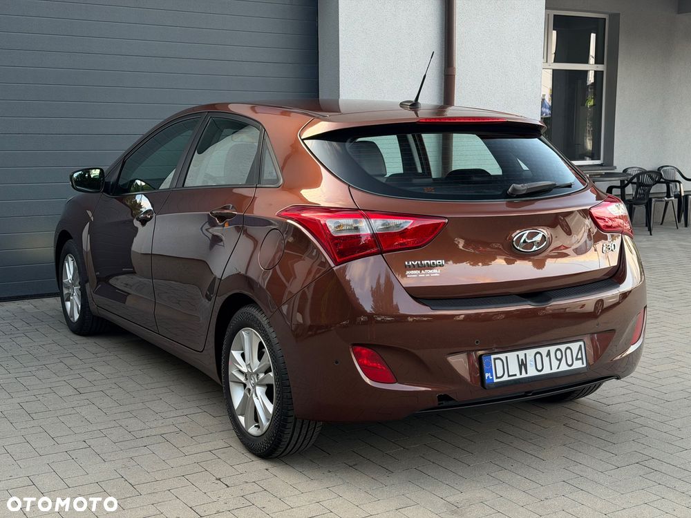 Hyundai i30 1.4 Premium - 4