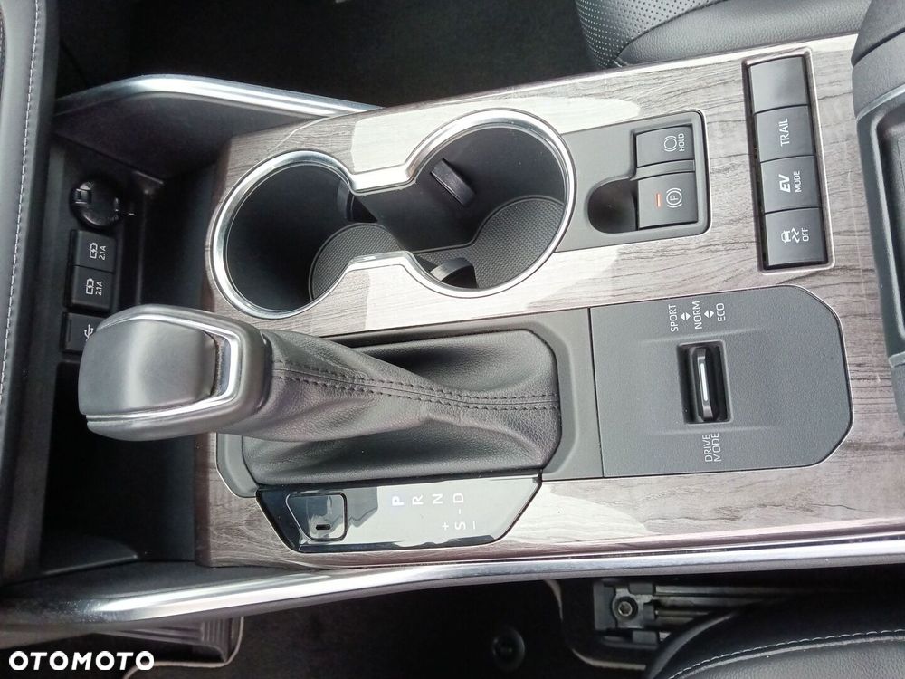 Toyota Highlander 2.5 Hybrid Prestige - 22