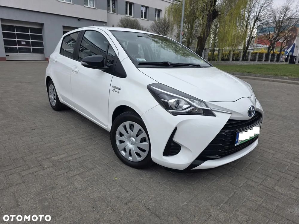 Toyota Yaris Hybrid 100 Active - 2