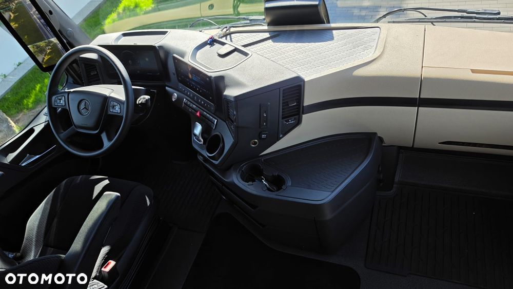 Mercedes-Benz ///ACTROS///2545/// MP5///2022///BIG SPACE///NOWY/// NIE UŻYWANY///BDF///JEDYNE 5700  KM/// VIRTUAL COCPIT///FULL LED/// KLIMATYZACJA POSTOJOWA/// NAWIGACJA///SALONKA///STAN  FABRYCZNIE NOWY - 30