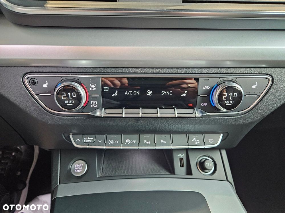 Audi Q5 Sportback - 26