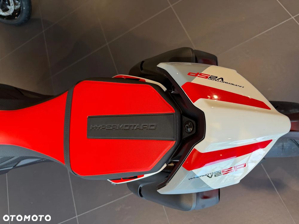 Ducati Hypermotard - 13