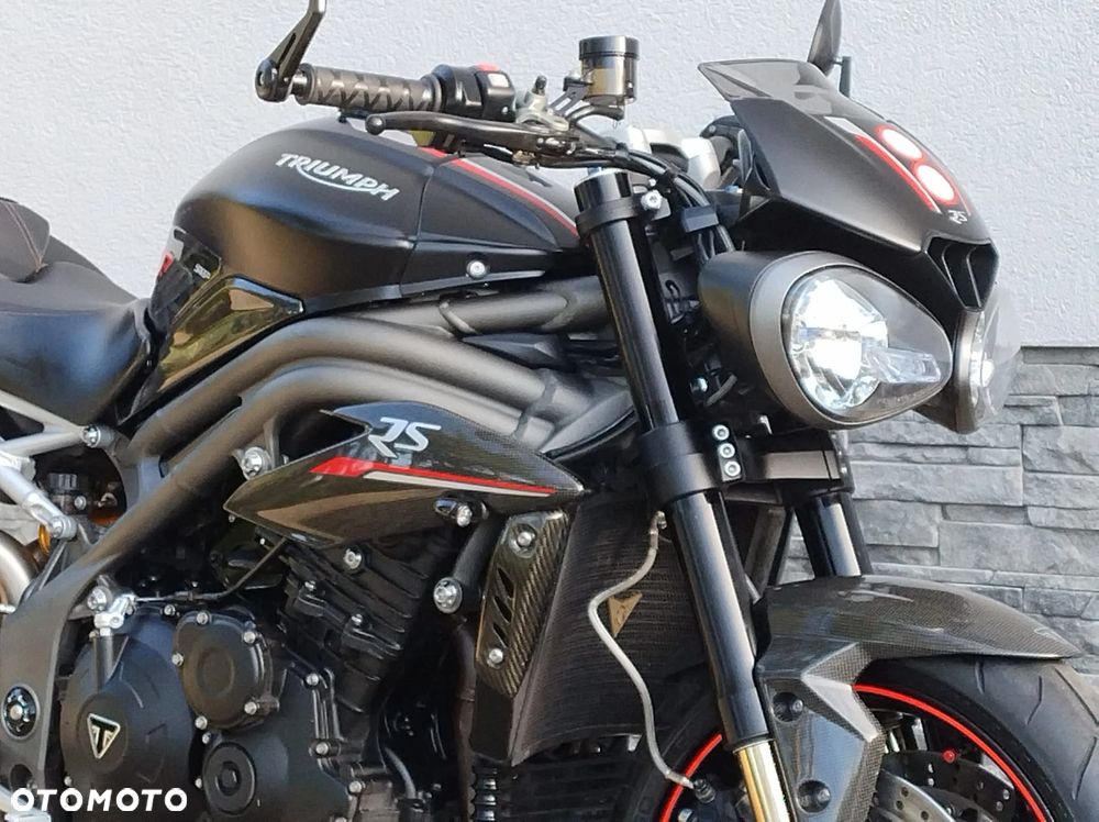 Triumph Speed Triple - 1