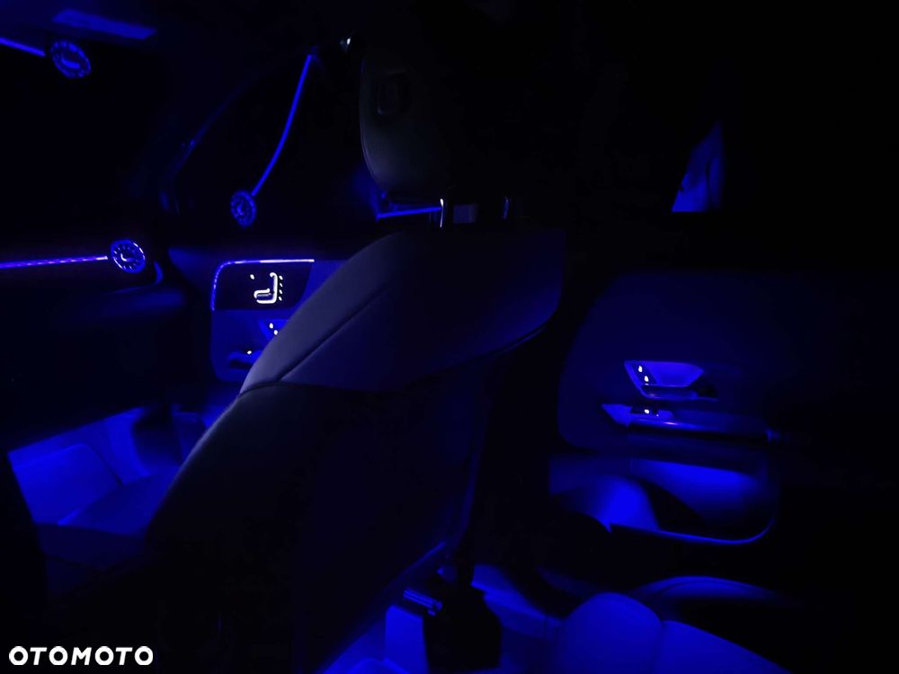 Mercedes-Benz GLA 250 4Matic 8G-DCT AMG Line - 35