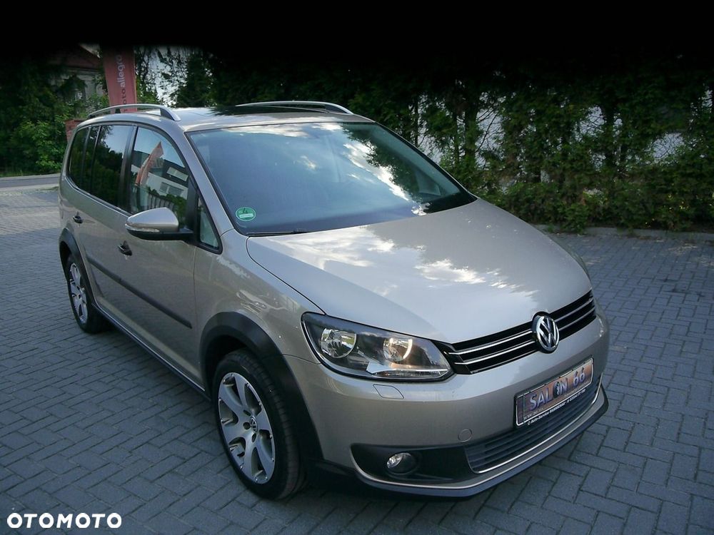 Volkswagen Touran - 3