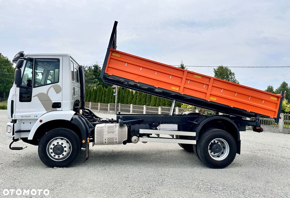 Iveco EUROCARGO 150E28 E6 - 7