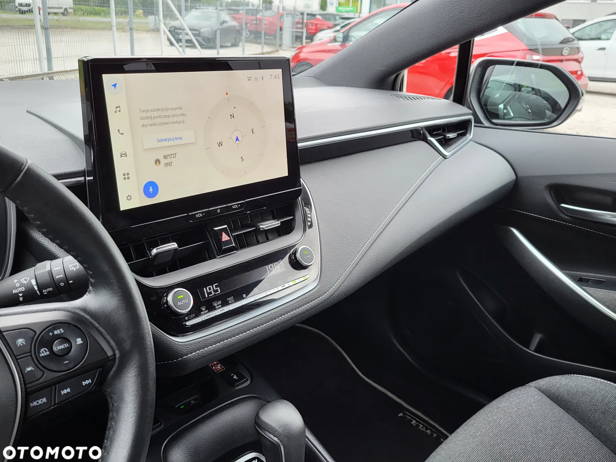 Toyota Corolla 1.8 Hybrid Comfort - 14
