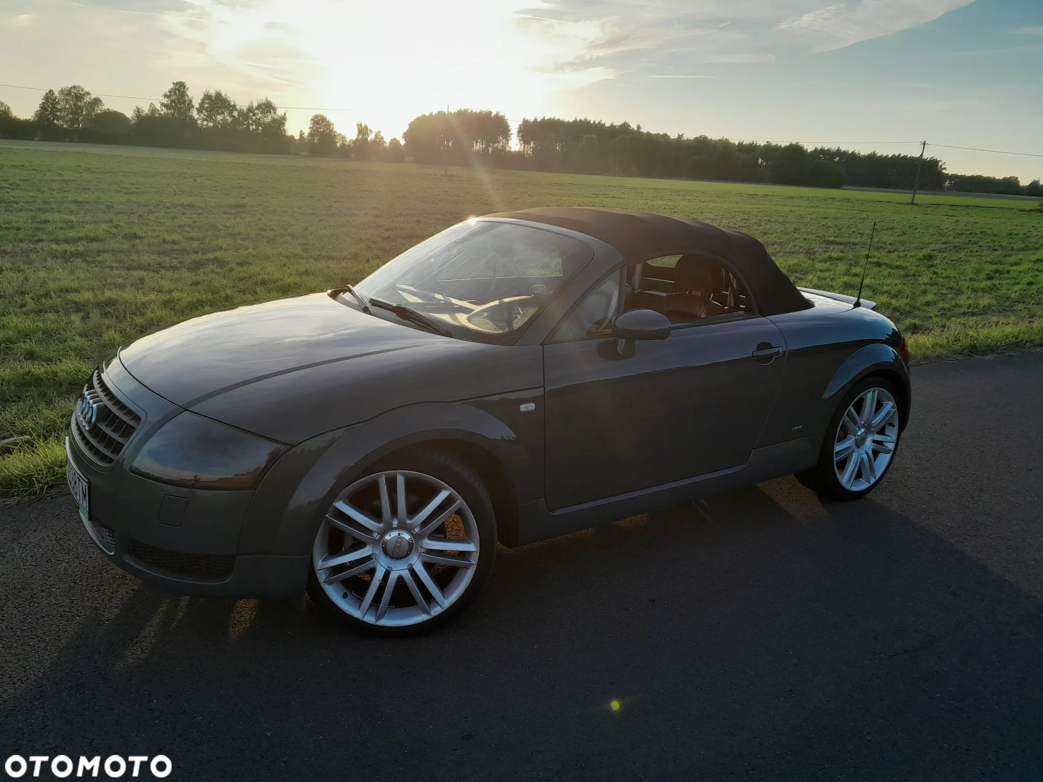 Audi TT Roadster 1.8T - 10