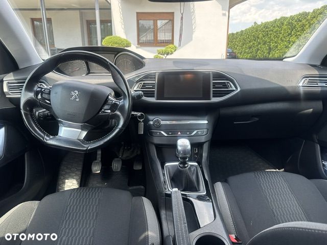 Peugeot 308 - 11