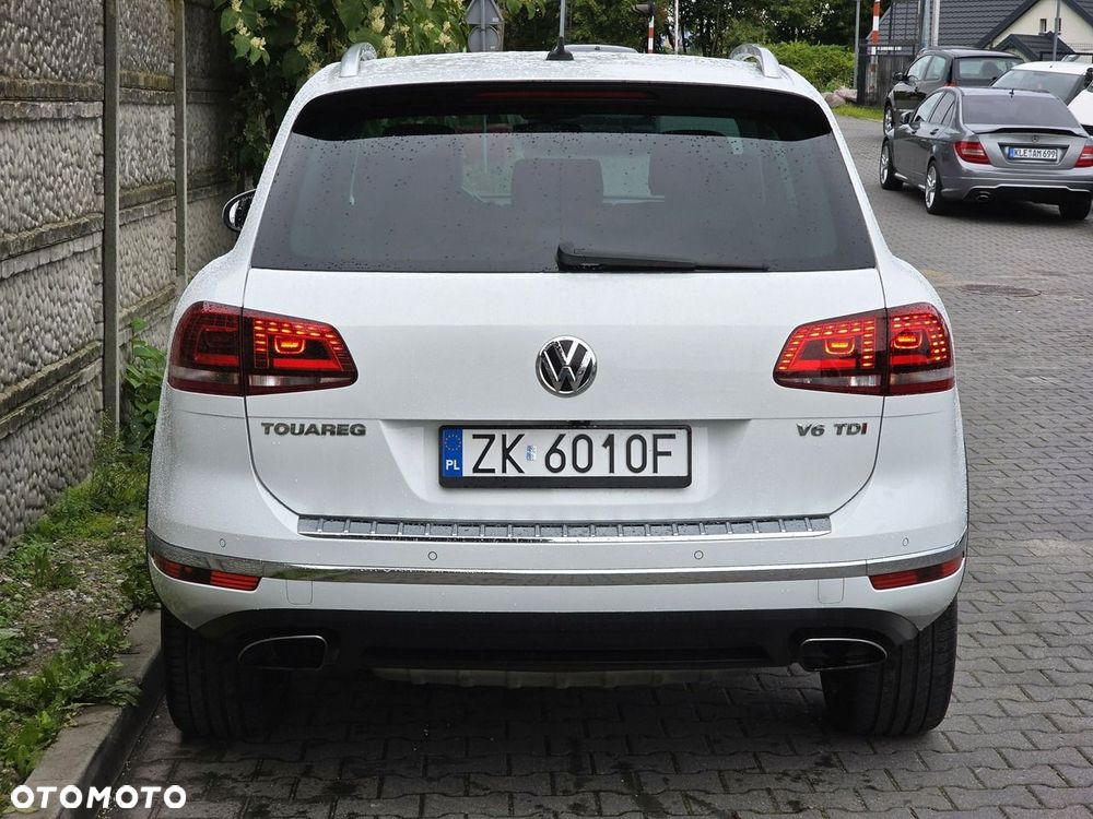 Volkswagen Touareg 3.0 V6 TDI SCR Blue Motion DPF Automatik Executive Edition - 8