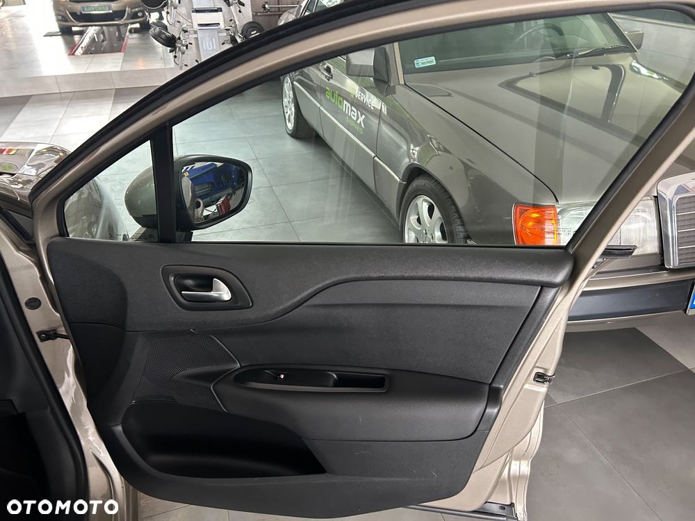 Citroën C4 1.4 VTi Attraction - 27