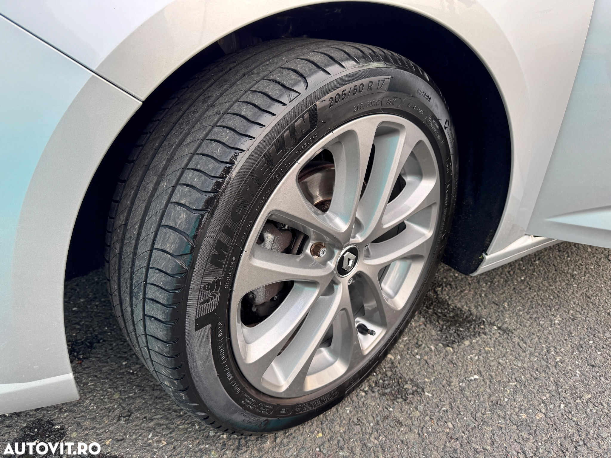 Renault Megane ENERGY dCi 110 GT LINE - 16