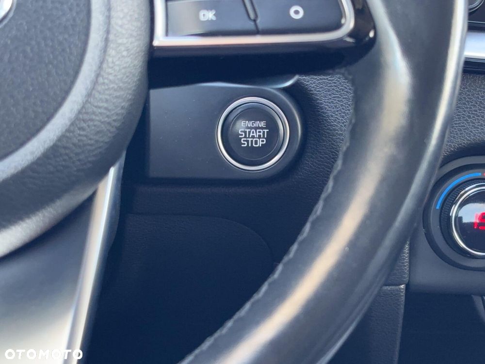 Kia XCeed - 26