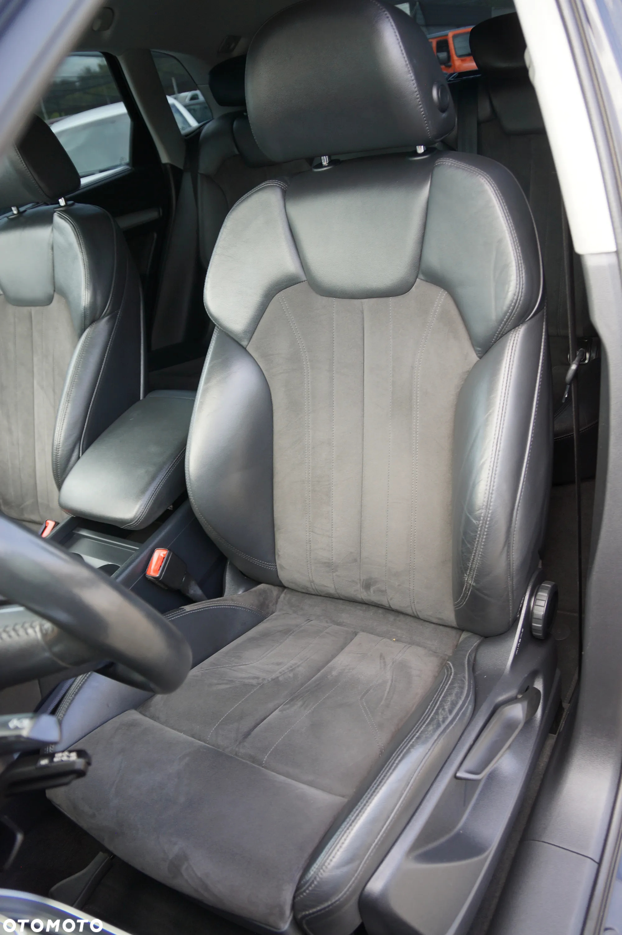Audi Q5 2.0 TDI quattro - 28
