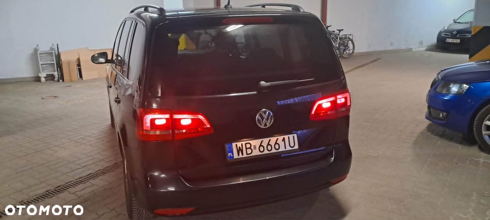 Volkswagen Touran 1.4 TSI Comfortline - 2