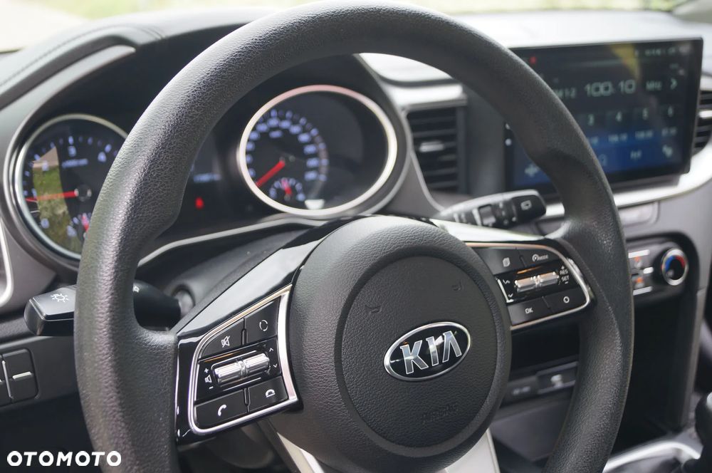 Kia Ceed 1.6 CRDi SCR L - 34