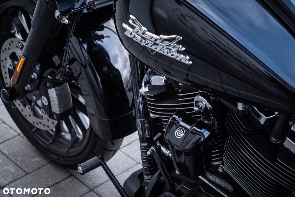 Harley-Davidson Trike Freewheeler - 16