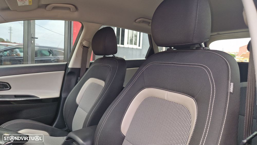 Kia Ceed SW 1.6 CRDi Prime - 13