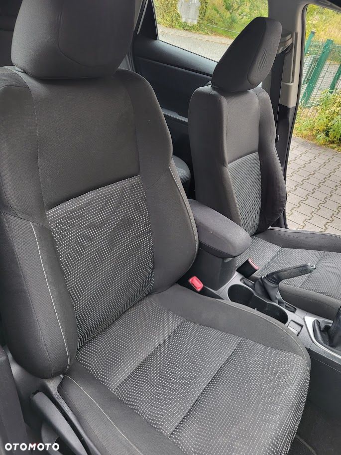 Toyota Auris - 11