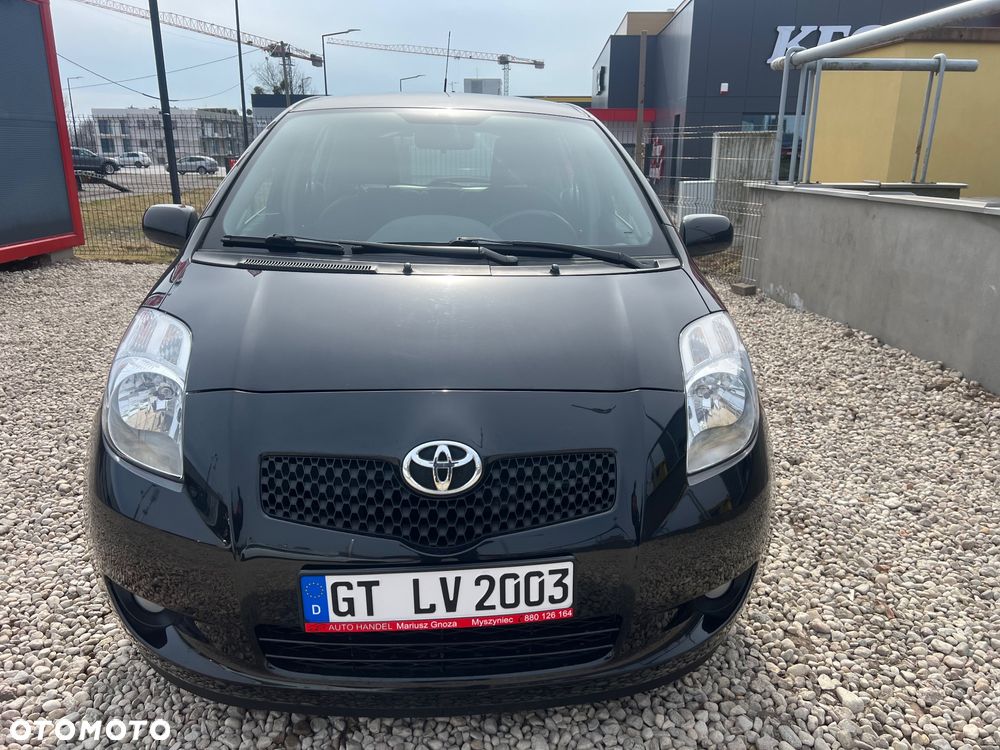 Toyota Yaris 1.3 VVT-i Team - 3