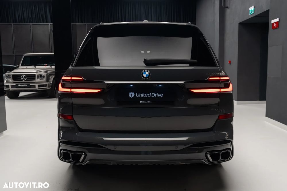BMW X7 M60i xDrive AT MHEV - 18