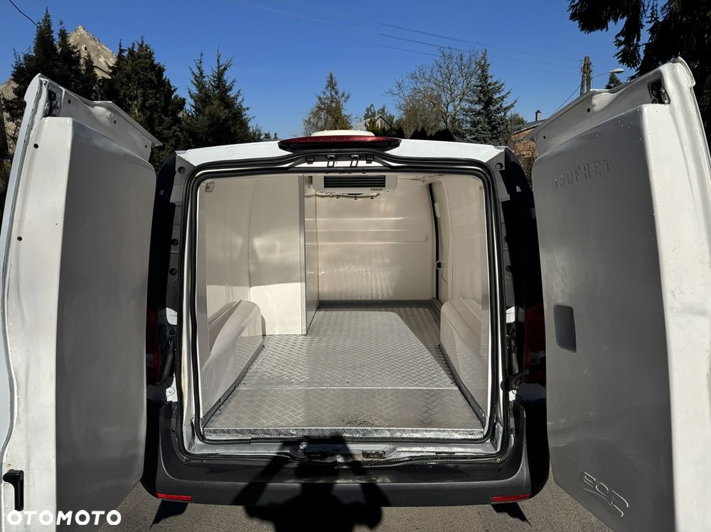 Mercedes-Benz VITO - 19