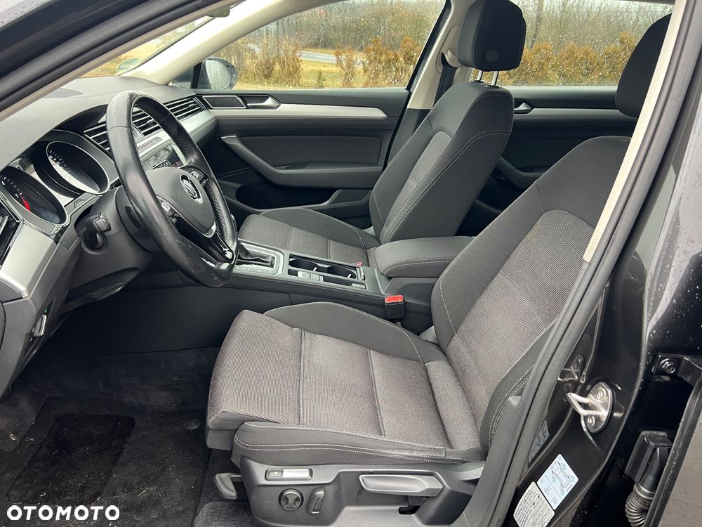 Volkswagen Passat 2.0 TDI (BlueMotion Technology) DSG Highline - 15
