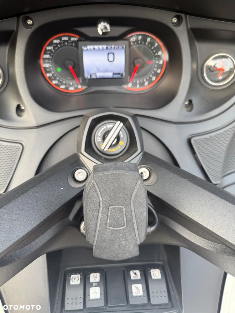 Can-Am Spyder - 7