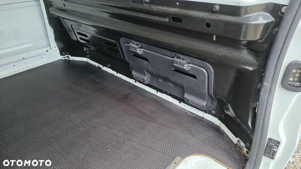 Renault Trafic L1H1 2,7t Pack Clim - 17