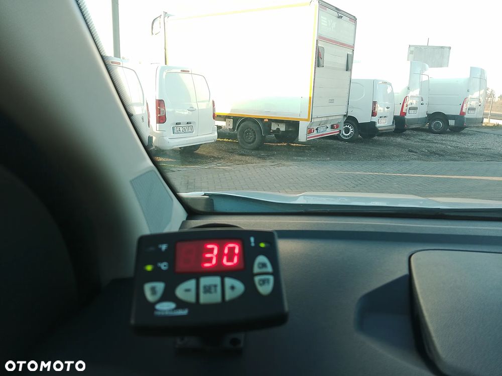 Renault Express Van Dokker L2 Maxi Nowa Izoterma Chłodnia Mroźnia minus 20 stopni Carrier 220V grzejący Salon PL wynajem z wykupem rata 1tys. - 34
