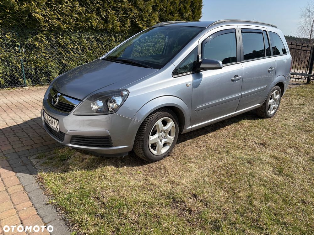 Opel Zafira 1.8 - 11