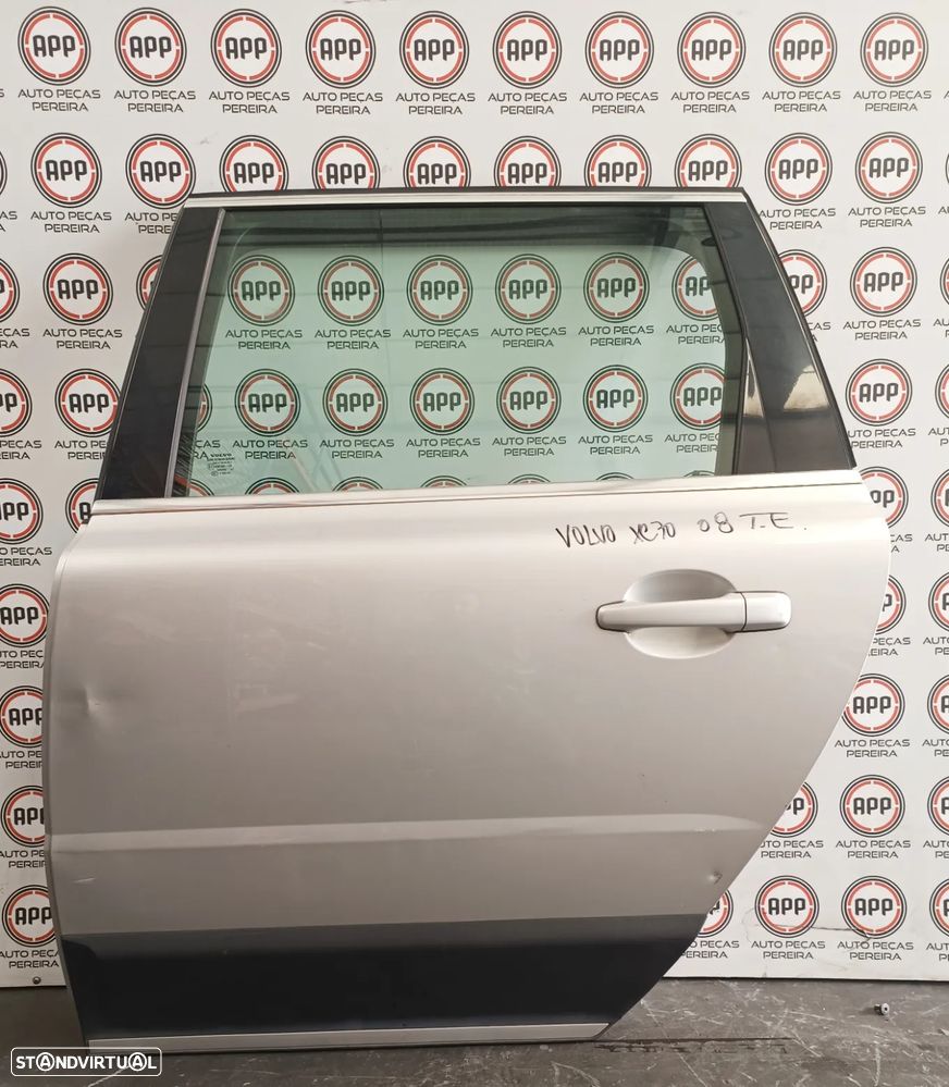 Portas Volvo XC70 de 2009, frente e traseiras, unidade. - 2