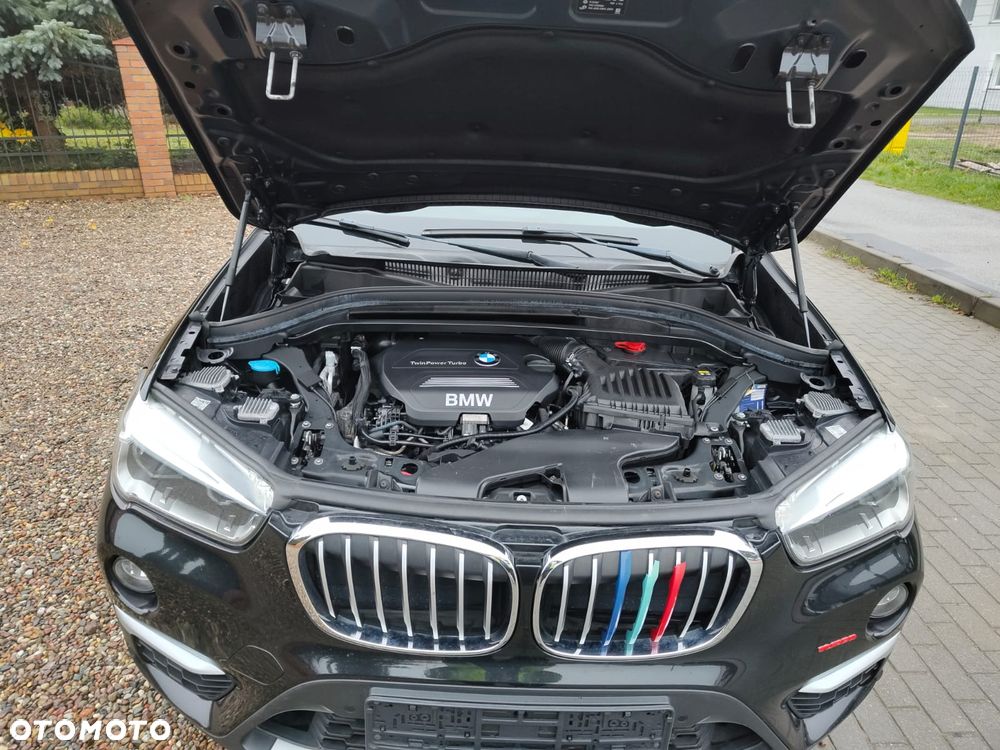 BMW X1 xDrive25d Sport Line - 29