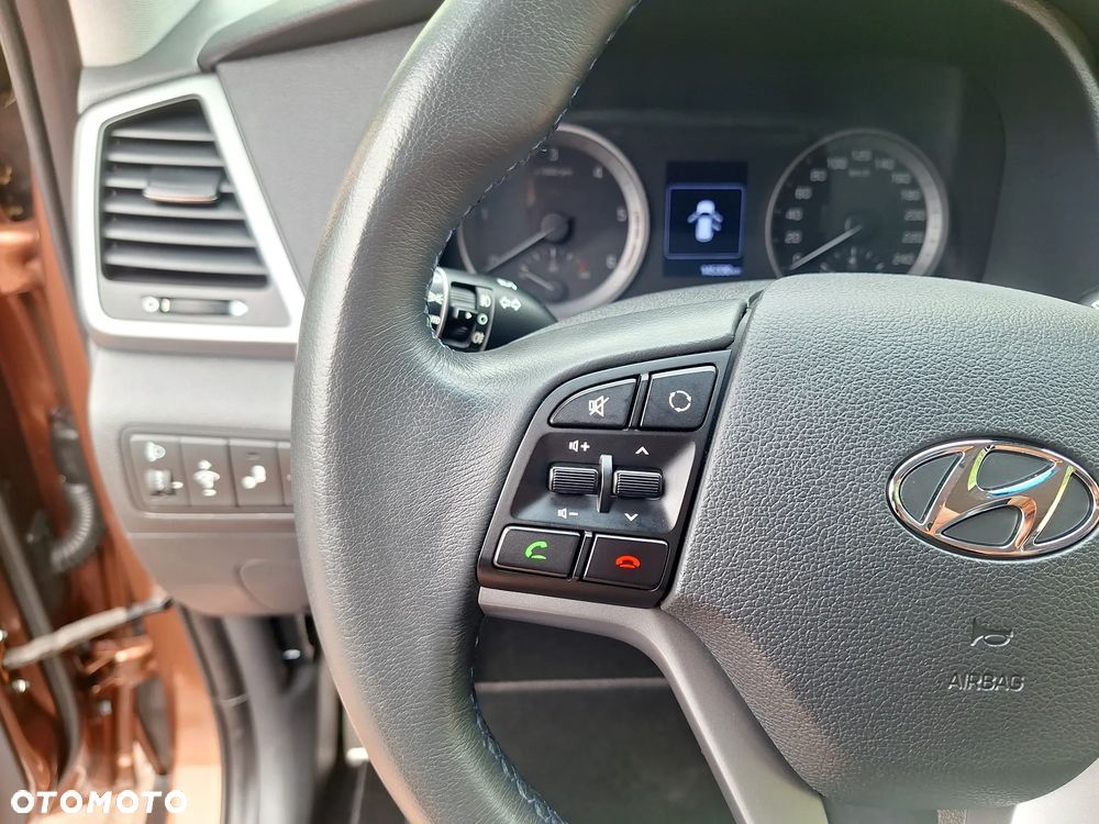 Hyundai Tucson blue 1.7 CRDi 2WD DCT Premium - 27