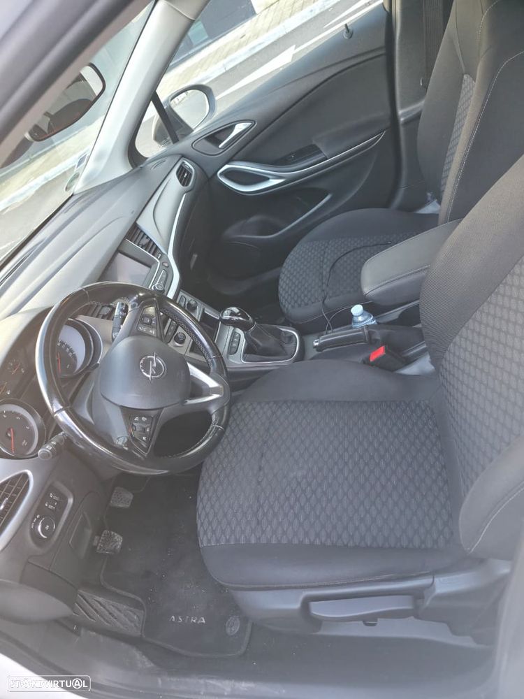 Opel Astra Sports Tourer 1.5 D Design & Tech S/S - 11