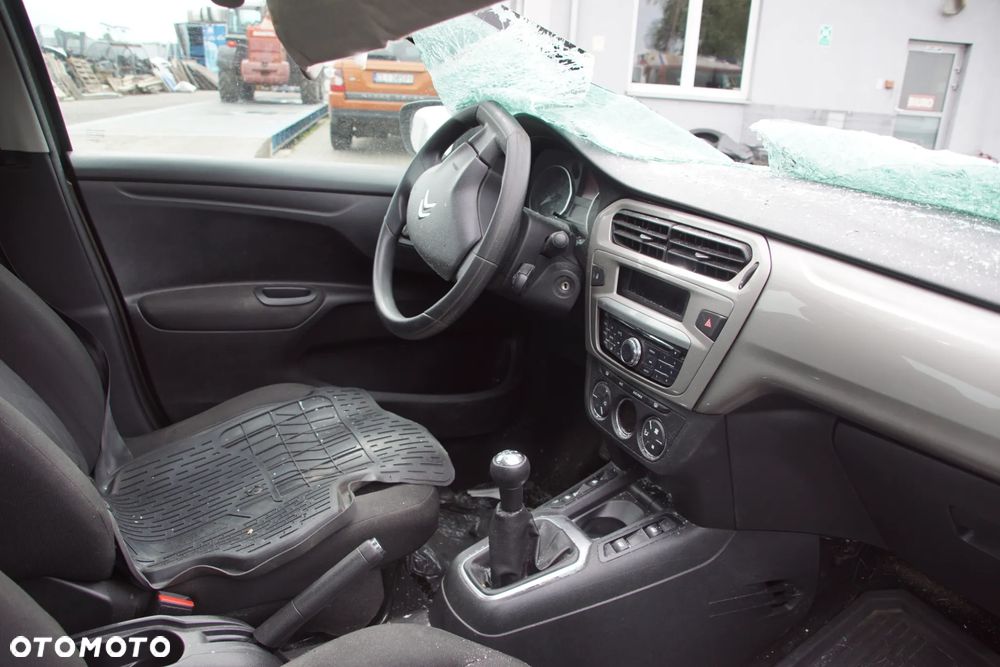 Auto na części - Citroen C-Elysee Lift 1.6 BlueHDI 99 KM BH02 20ET30 KEB 2018R Silnik Skrzynia Drzwi Błotnik Klapa Zderzak Lampa Lusterko Klamka Szyba Deska Kokpit Sterownik Moduł Czujnik Licznik Panel Kierownica - 15