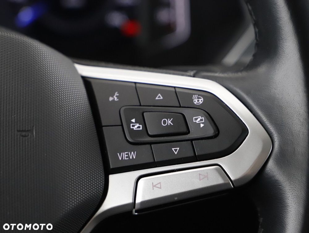 Volkswagen Tiguan Allspace - 17