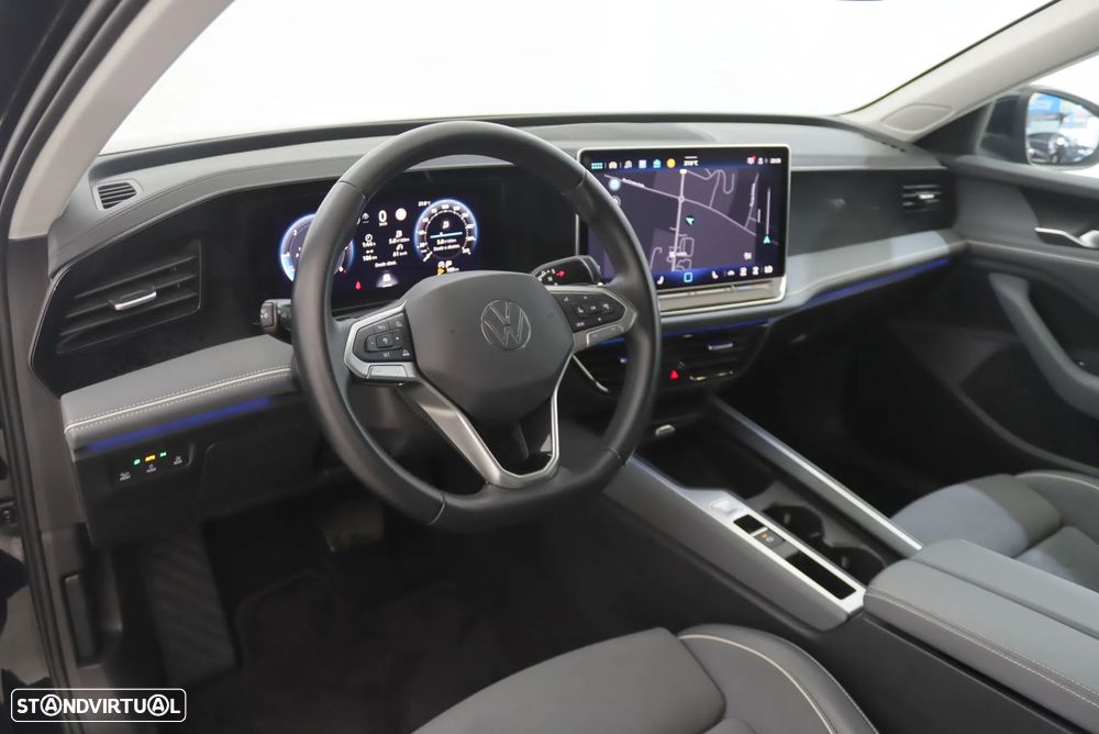 VW Passat Variant 2.0 TDI Business DSG - 6